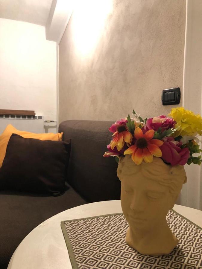 Ferienwohnung Casa Di Aristide Erba Exterior foto